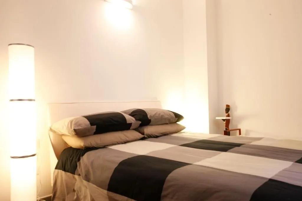Charming Apartment In Brera/Centre Milão