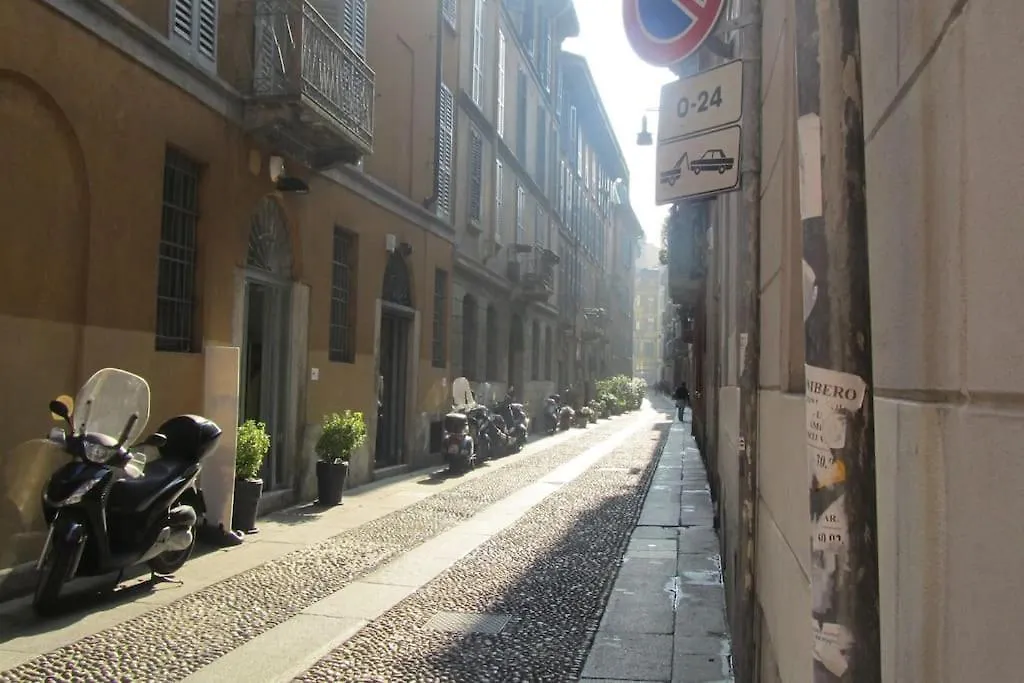 Charming Apartment In Brera/Centre Milão 0*,