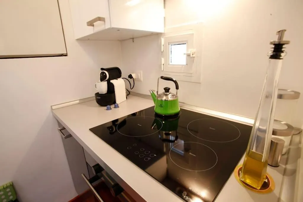 Charming Apartment In Brera/Centre Milão 0*,  Itália